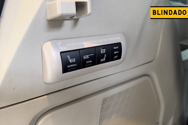 CHRYSLER TOWN & COUNTRY 3.6 LIMITED V6 24V GASOLINA 4P AUTOMÁTICO 2015/2015